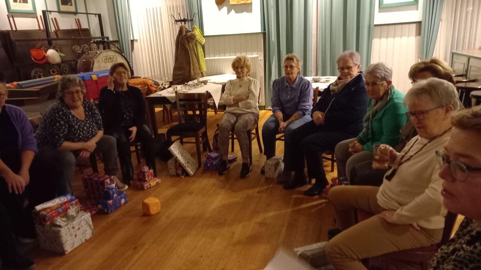 Sinterklaas met ons damescomité